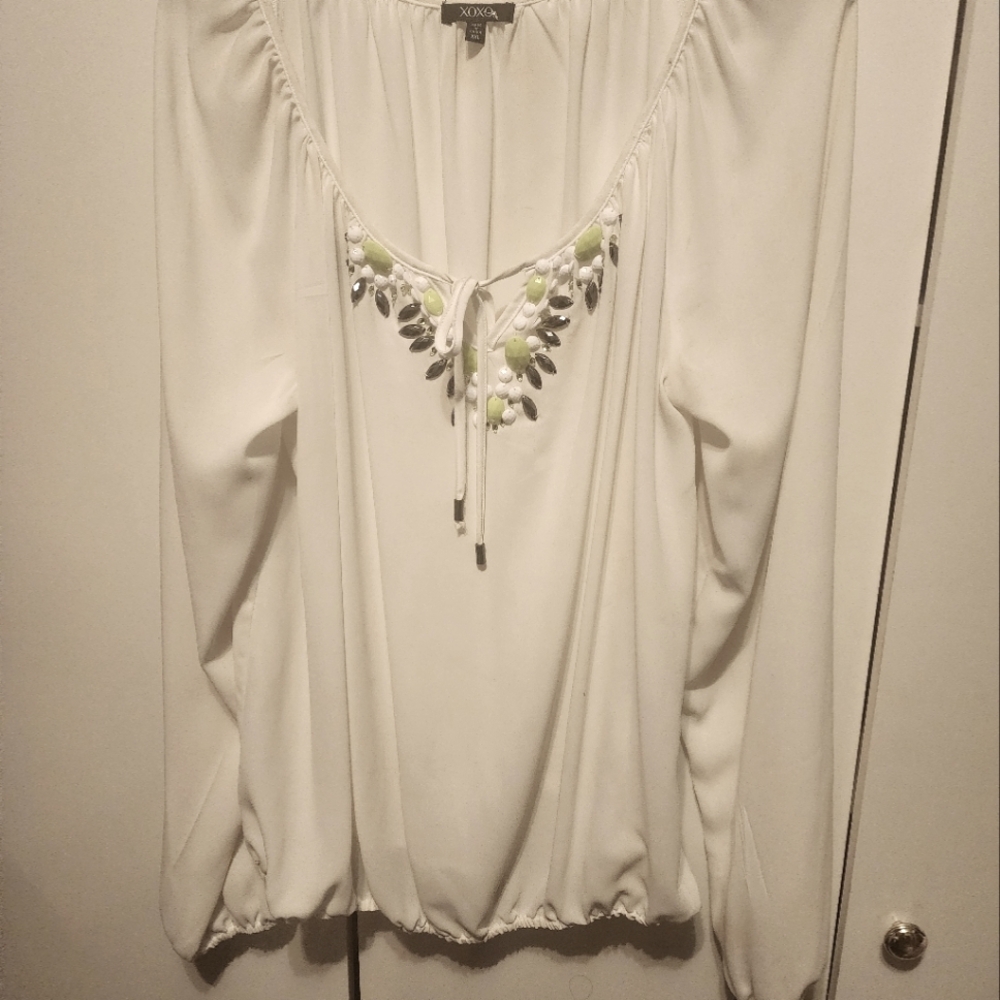 White tie top blouse.  Never been worn size  XXL